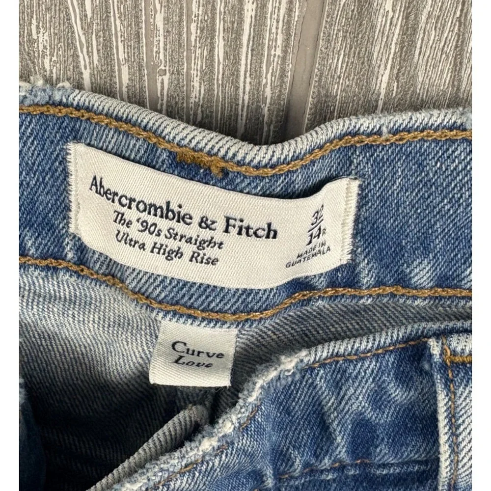 Abercrombie & Fitch 90s Straight Jeans 32/14 Side Slit Light Wash Blue Womens